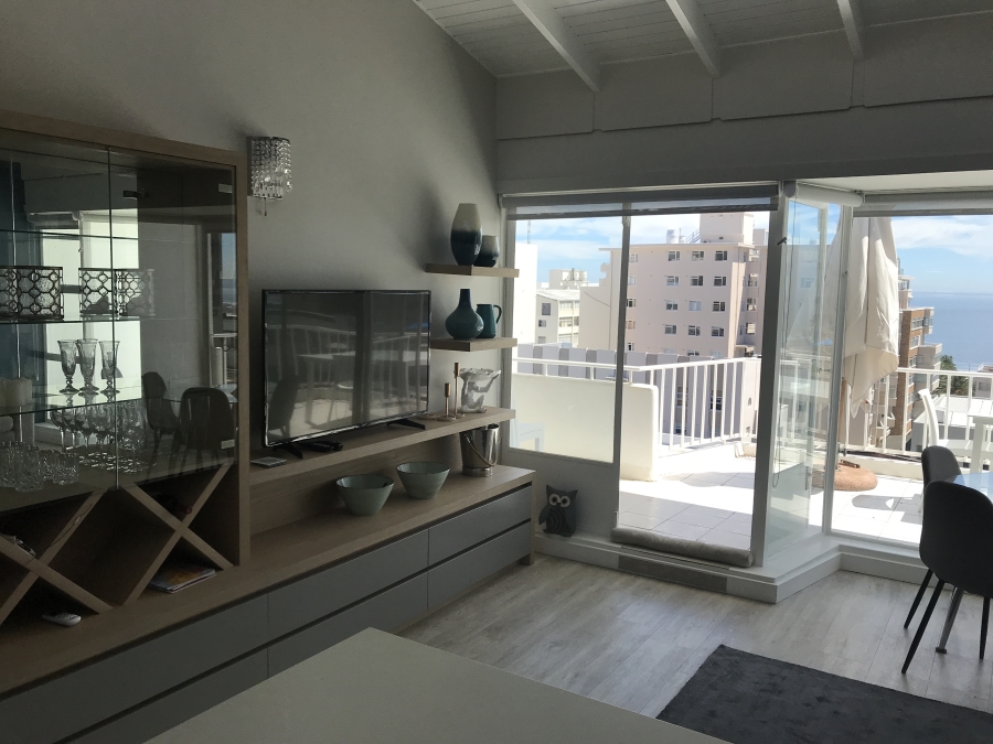 To Let 2 Bedroom Property for Rent in Sea Point Western Cape